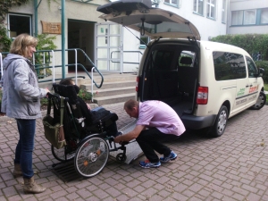 Taxidienst & Rollstuhltransport - Taxi Drogoin aus Weißwasser